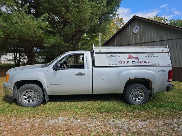 2012 GMC Sierra 1500 4x4 w/ toolbox cap. Runs good. Has a weak battery.