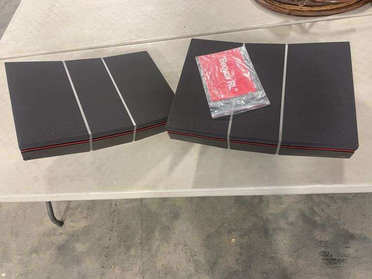 (2) Beovox RL speakers