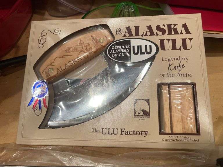 Measuring pitchers, lemon juicer, strainers & more