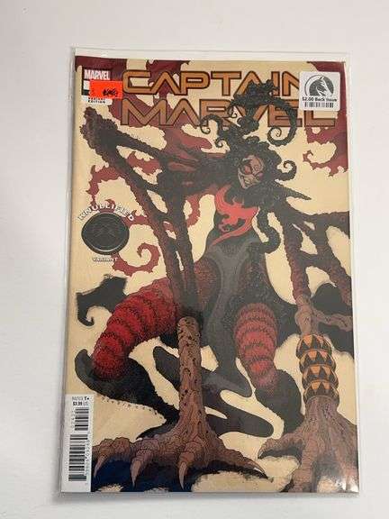(7) Marvel Captain Marvel Comics