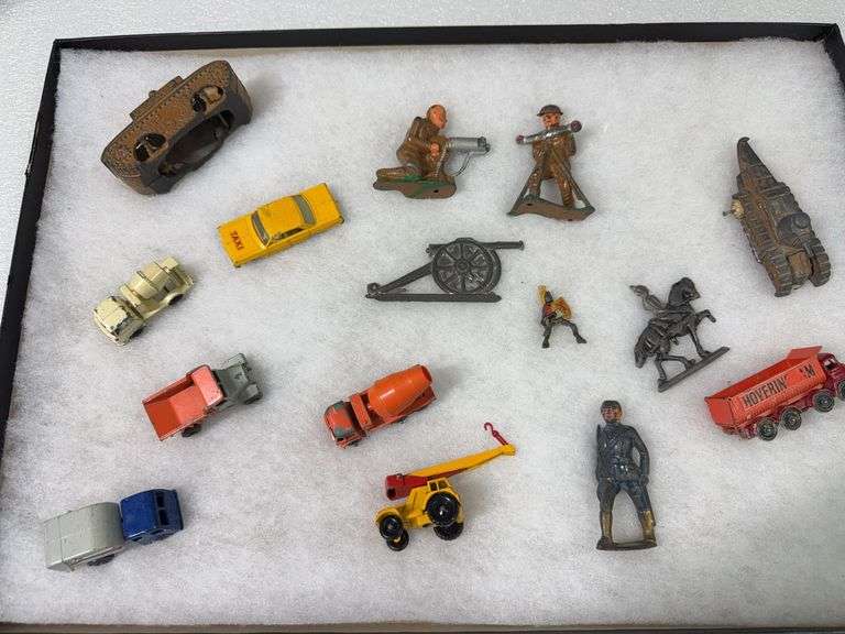 MISCELLANEOUS MILITARY TOYS & VARIOUS OTHER TOYS