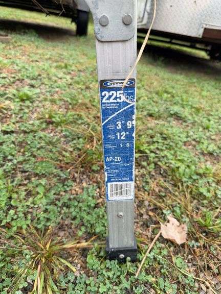 (2) 3 Ft. Werner Work Planks