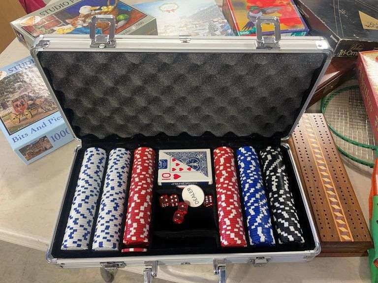 Assortment of puzzles, card and board games - see photos