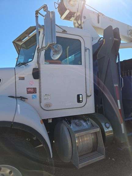 2012 Peterbilt PB348 Showing 3,909 mi, 2,728 hrs- runs