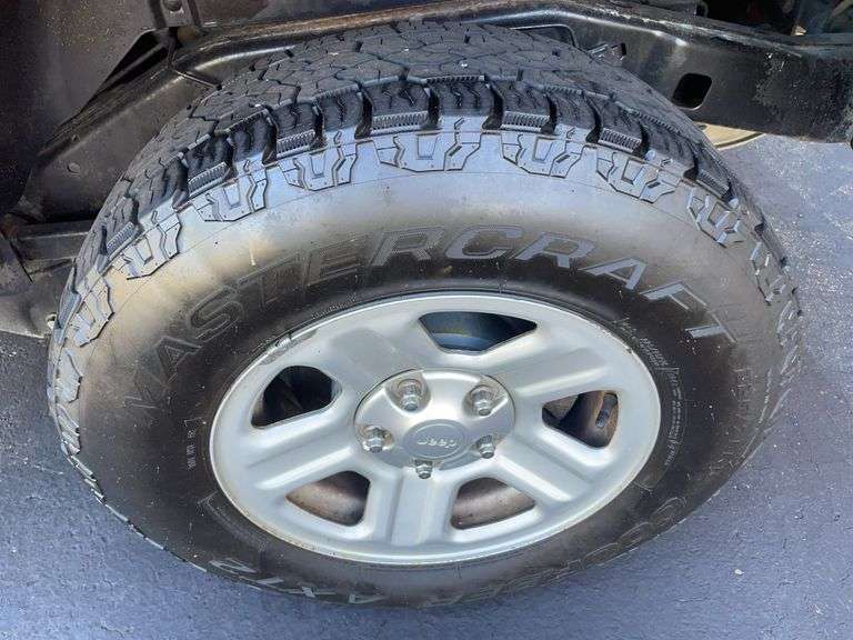 2015 Orange 4D Jeep Wrangler