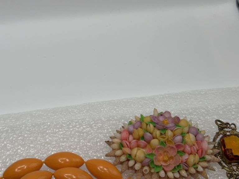 Assorted Jewelry