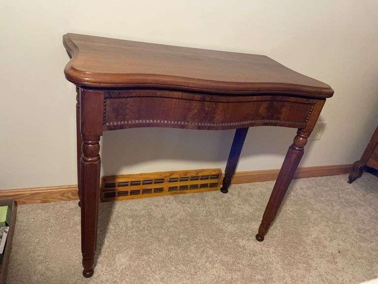 Antique drop leaf table