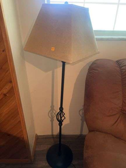 Iron Based Modern Floor Lamp