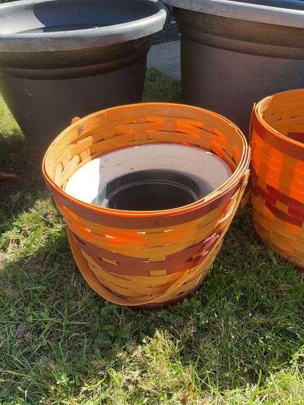 (2) large plastic planters, ceramic planter & decorative basket planter covers