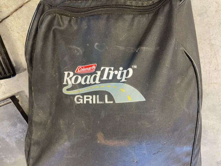 Coleman Road Trip propane grill