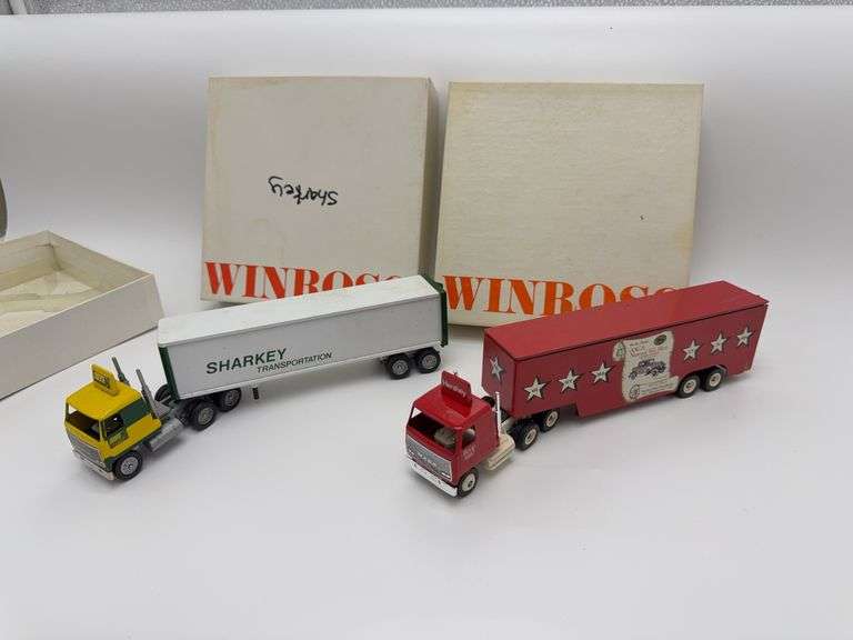 Winross Hershey’s 1987 & Winross Sharkey Transport