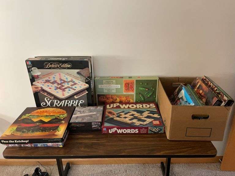 (8) Miscellaneous board games and puzzles