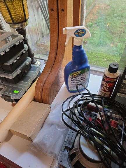 Countertop, organizers & lamp & more