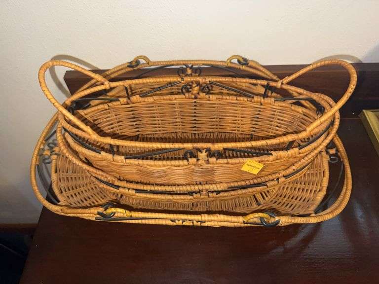 (3) Wicker/Metal Baskets