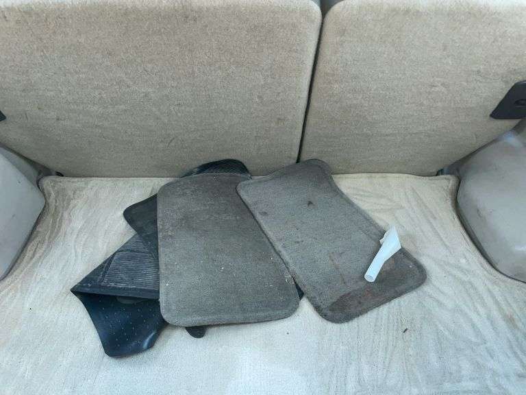 2010 Red Ford Escape SW