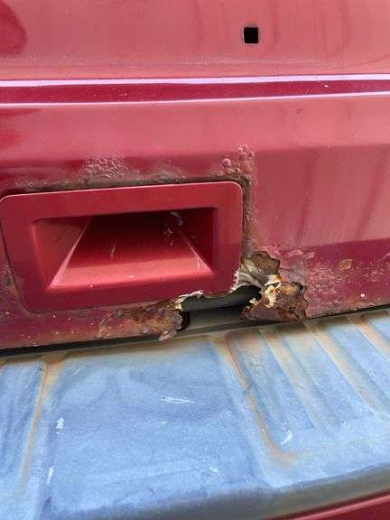 2010 Red Ford Escape SW