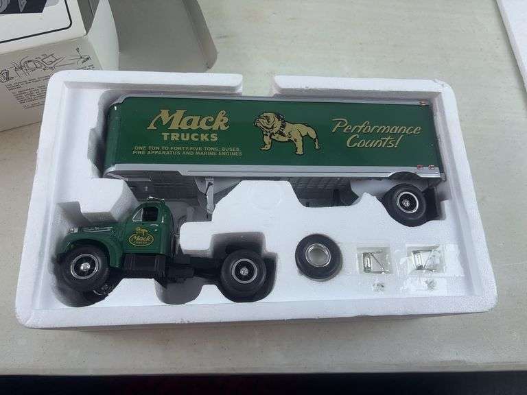 1960 Model B-61 Mack Tractor & Trailer, Limited Edition Eastwood