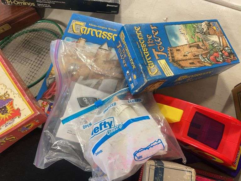 Assortment of puzzles, card and board games - see photos