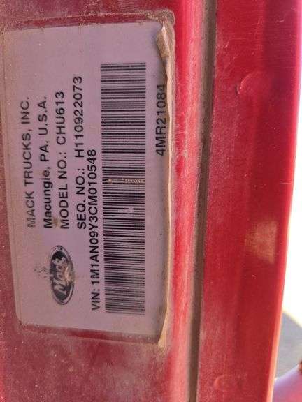 2012 Mack CHU613 Showing 25,006 mi, 12,910 hrs- runs