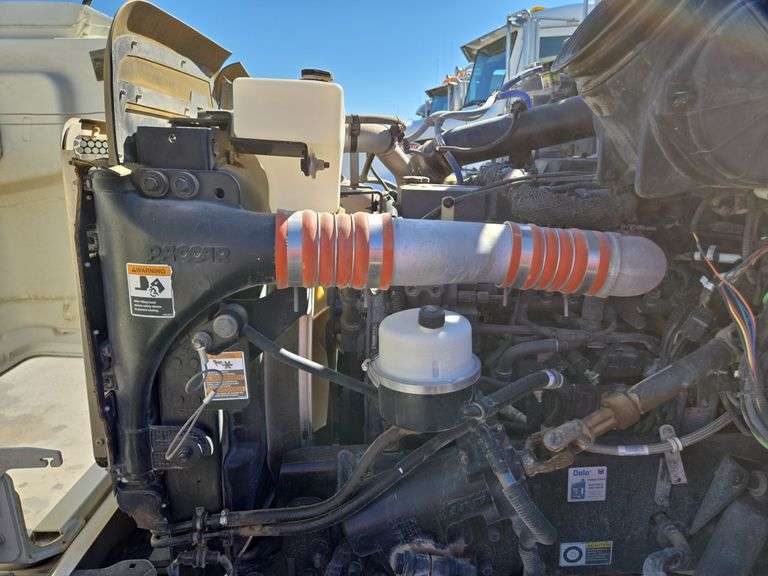 2012 Peterbilt PB348 Showing 3,909 mi, 2,728 hrs- runs