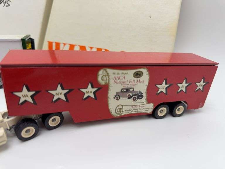 Winross Hershey’s 1987 & Winross Sharkey Transport