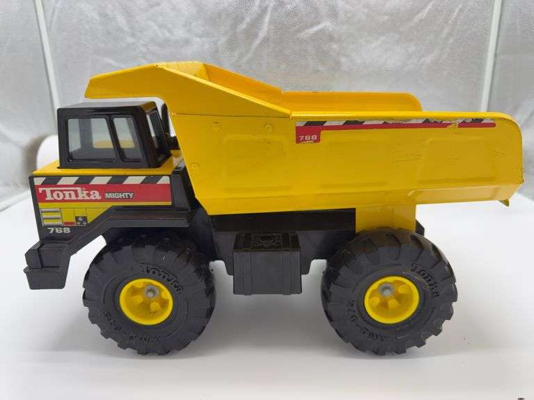 Tonka 768 Dump Truck Clean