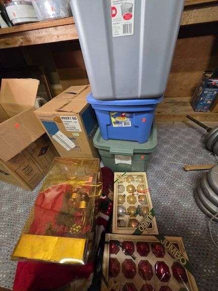 Totes of Christmas Decor