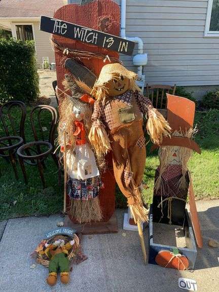 Large lot of fall decor including pumpkin, welcome friends wreath & large figurines