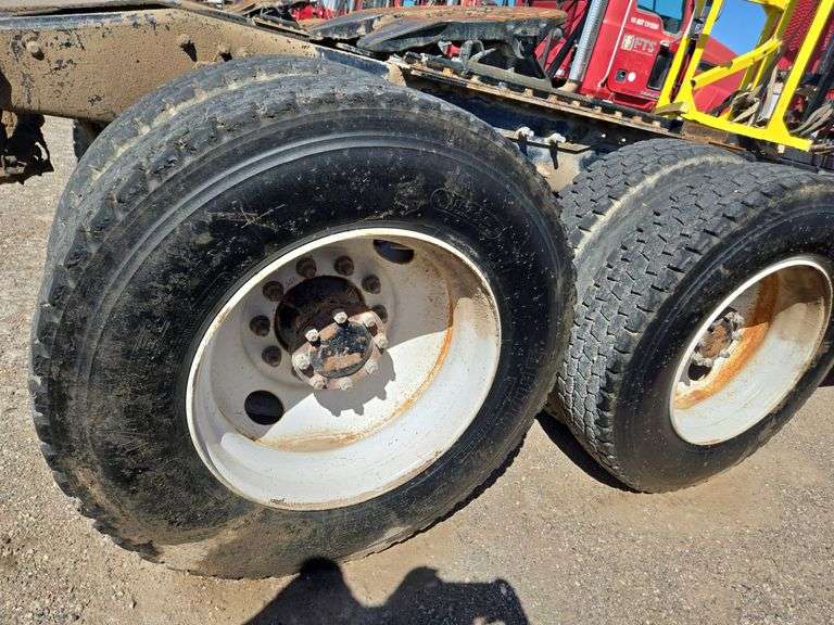 2012 Mack CHU613 Showing 25,006 mi, 12,910 hrs- runs