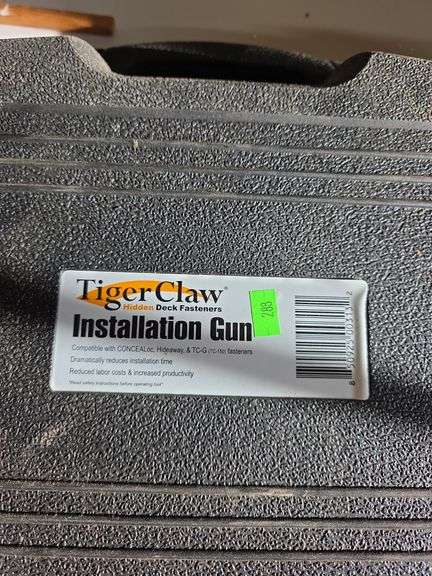 Tiger claw hidden deck fasteners installation gun