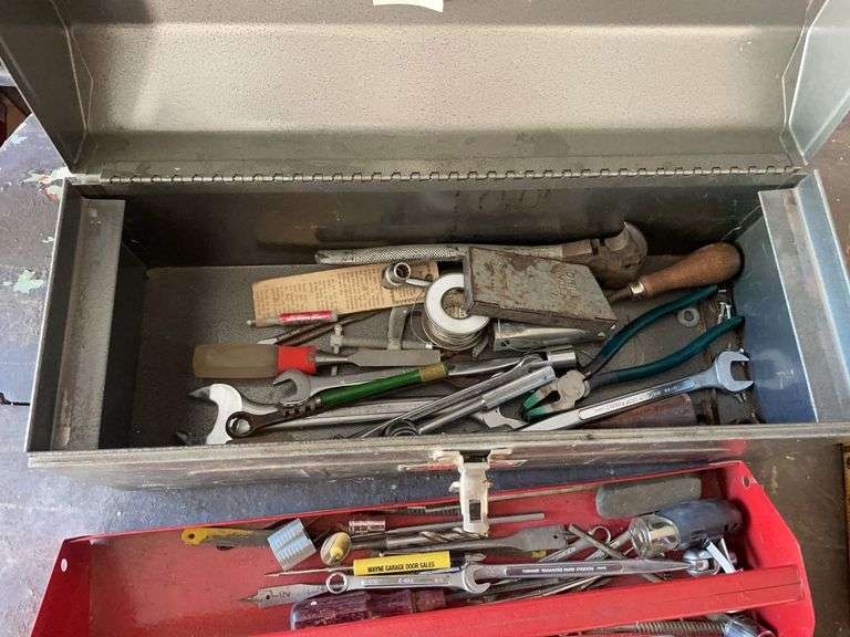 Master mechanic toolbox w/ tools