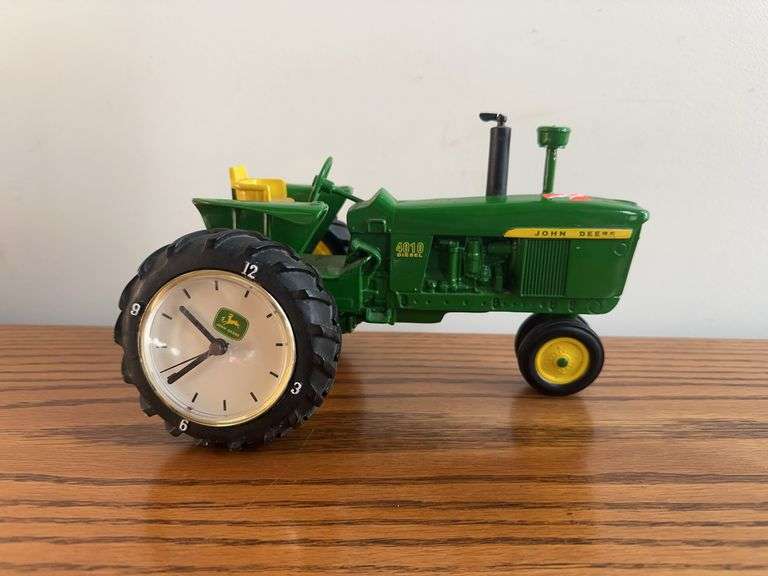 JD 4010 Clock Tractor - Kaufman Realty & Auctions