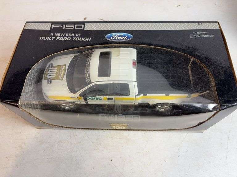 (2) F-150 diecast model pickup trucks - 1/18 scale, dirty