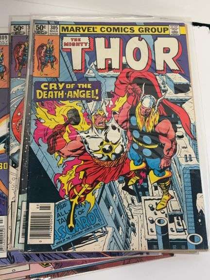 (18) The Mighty Thor Comics