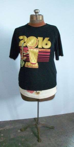 STORE DISPLAY AND SHIRT