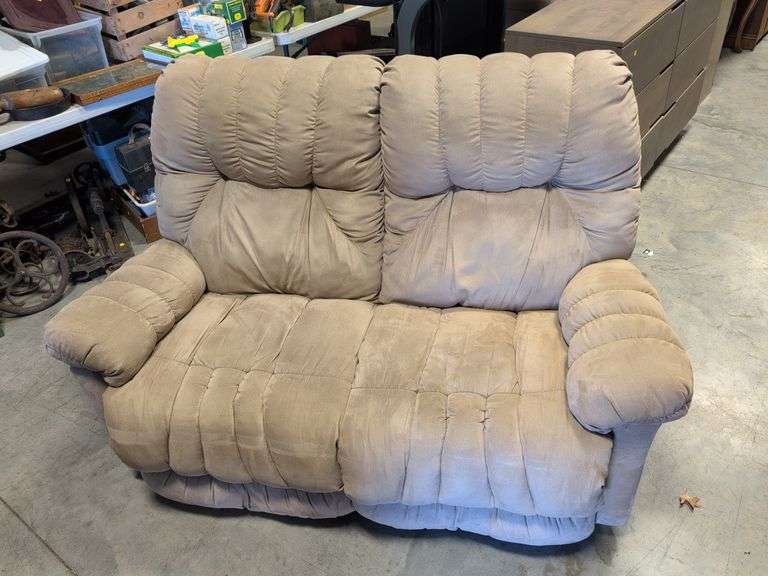 Upholstered loveseat recliner