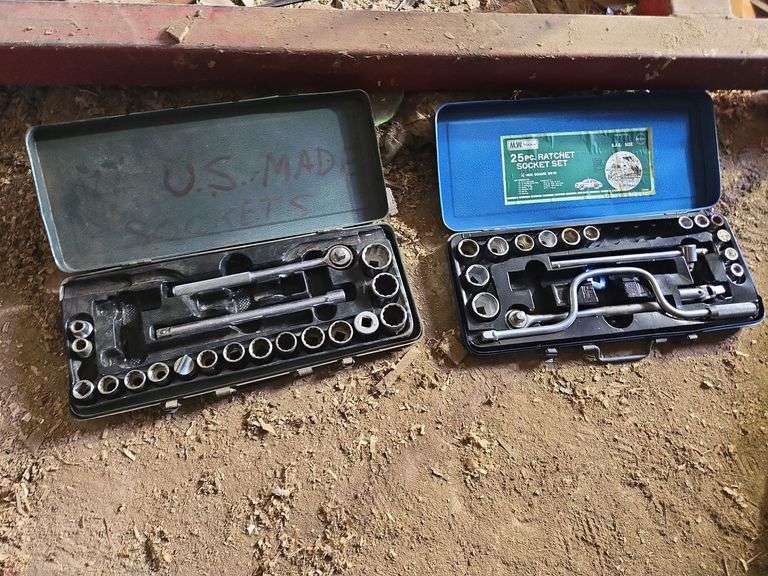 Partial ratchet socket sets