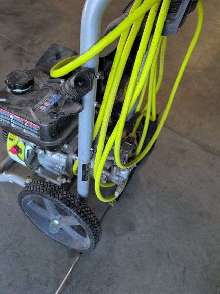 Ryobi 2900 PSI gas powered pressure washer - works