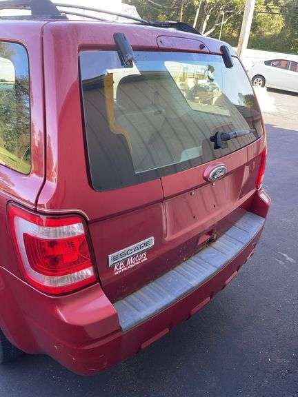 2010 Red Ford Escape SW