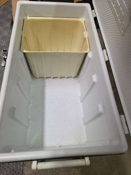 Coleman Ice Chest