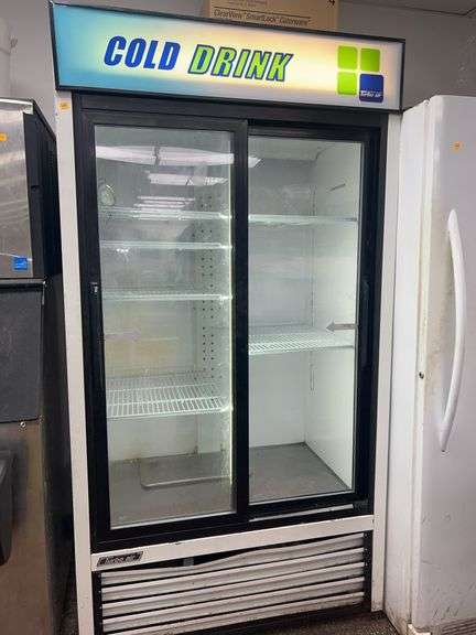 Turbo-Air 2 Sliding Doors Commercial Refrigerator ELECTRIC