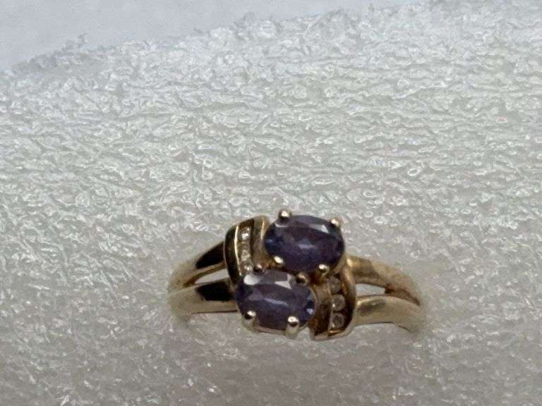 Ladies 14 kt Purple Stone (Lolite?) with Diamond Accents Size 8 1/2