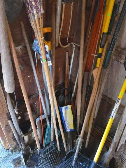 Large lot of hand tools
