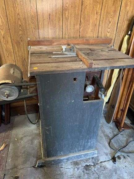 Vintage Craftsman Table Saw