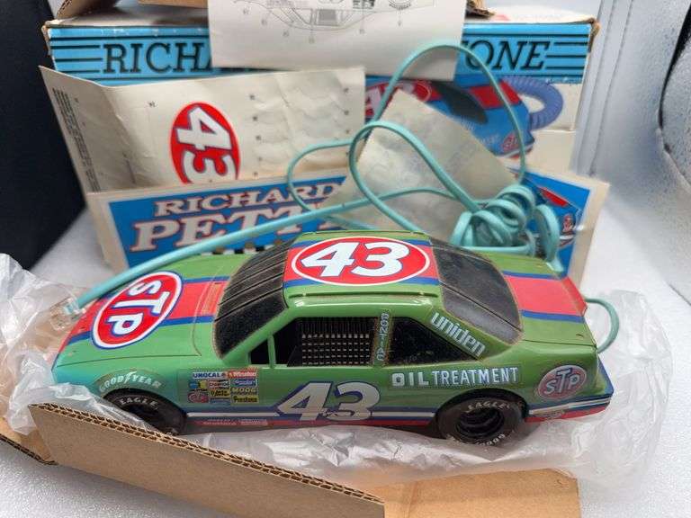 Vintage Richard Petty Fone In Box