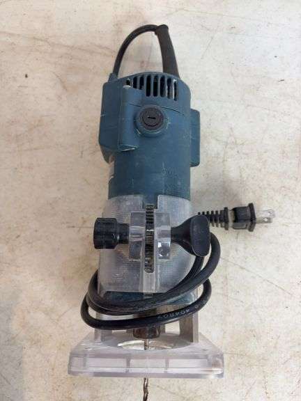 Craftsman jig saw, Black and Decker router, router bits, and trim router