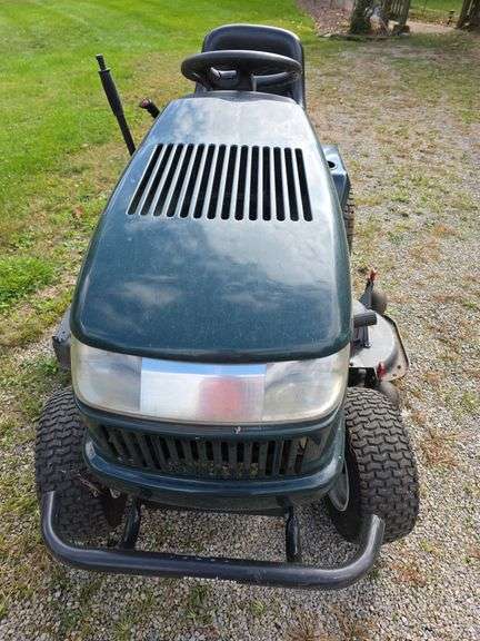 Craftsman 50" cut riding mower (runs)