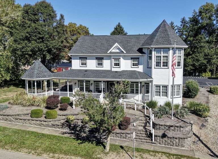 Sugarcreek Office Space