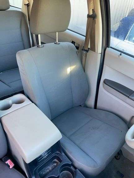 2010 Red Ford Escape SW