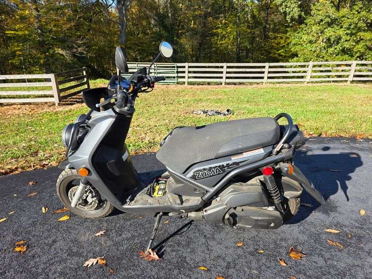 2015 Yamaha Zuma Motorcycle 134 miles runs n drives has title